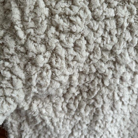 Sherpa Jacket size small - Picture 8 of 9